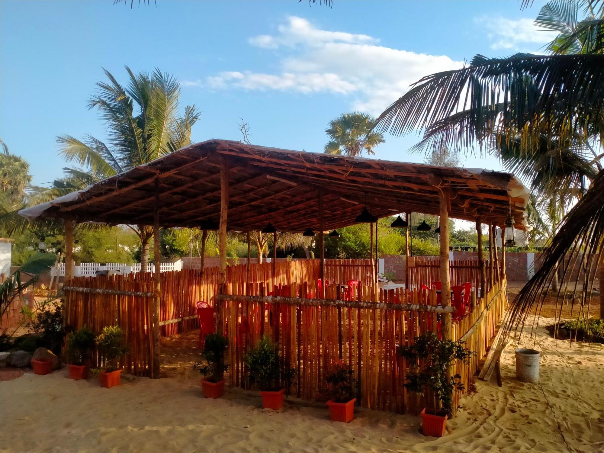 The Ocean View Hotel Ullal Luaran gambar
